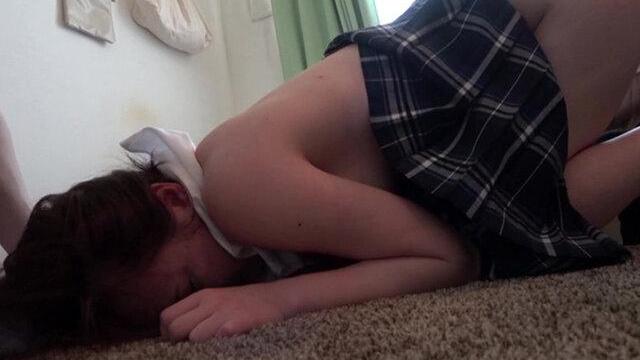 【集団レ●プ】帰宅途中の女子〇生を狙い撃ち…鬼畜チ●ポで膣奥中出し絶叫4時間の絶望映像集♡