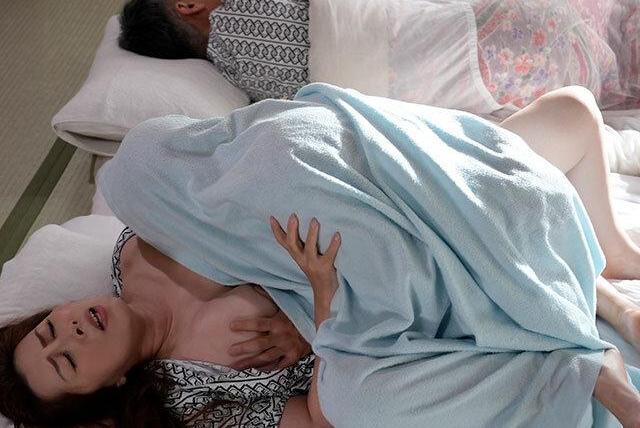 【絶倫叔母搾精旅行】童貞甥の勃起チンポに欲情…1泊2日中出し連発で禁断快楽沼！