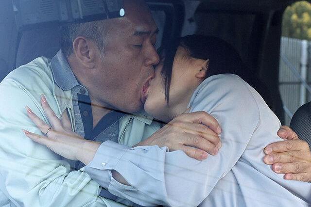 【父嫁禁断関係】母去り父娘暮らしの秘密が結婚後も…定食屋で続く爛れた近親相姦の運命に囚われ！