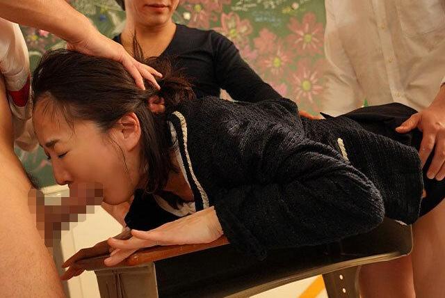 【卒業お礼輪姦】厳格女教師が問題児集団に犯され…中出し連発で絶頂屈服の禁断復讐地獄♡