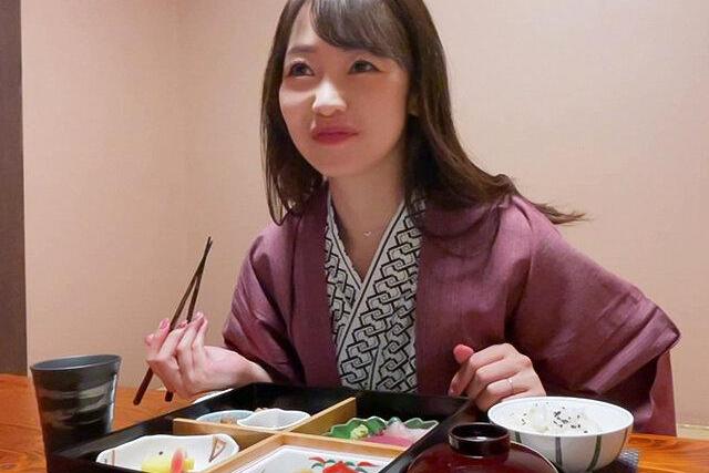 【欲求不満温泉旅行】マッチング人妻が実家口実でハメ狂い…溜め込んだ性欲解消射精しっぱなしの禁断欲情♡